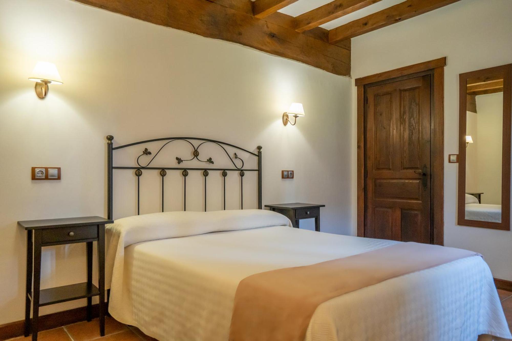 Rurales El Lagar De Apartment *